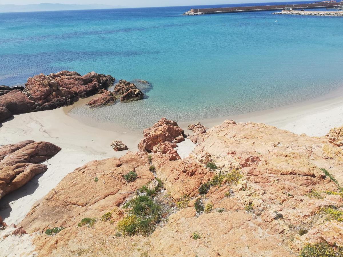 Tanca Della Torre Trilocale Vista Mare Daire Isola Rossa Dış mekan fotoğraf
